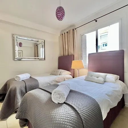 Lejlighed Luxury - Nice 2 Bedroom In Center Of *